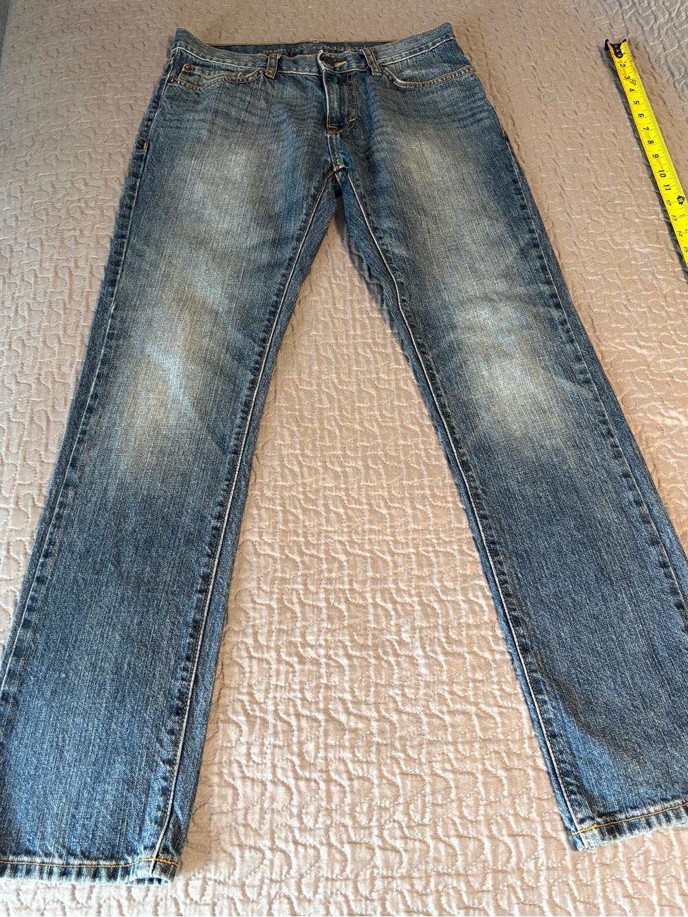 Old Navy Famous Jeans Slim Straight Men’s 30x32 Medium Wash 100% Cotton